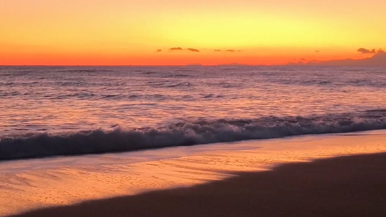 Golden Afterglow Sunset on a Quiet Beach 🌅 Calm Ocean Waves ASMR for Deep Sleep & Relaxation | 3H 4K