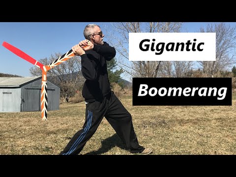 Gigantic boomerang flight