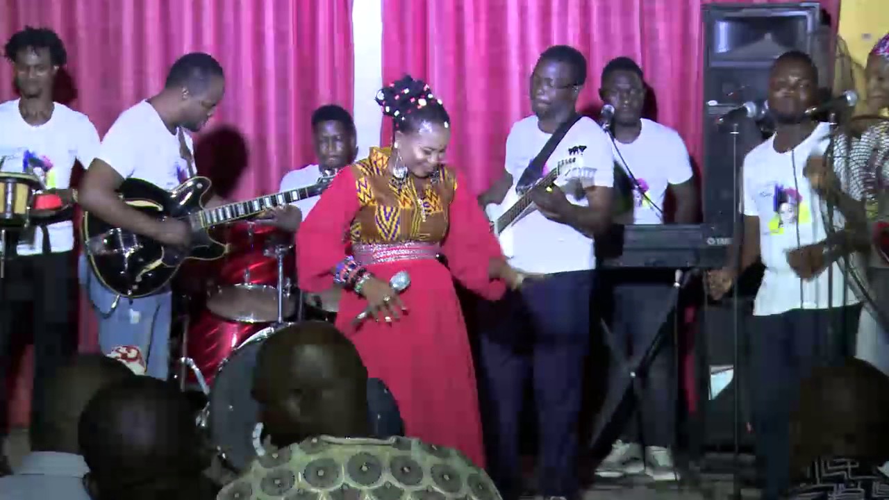 Singer Kayefi Kayefi@TheSportsLounge 1 - YouTube