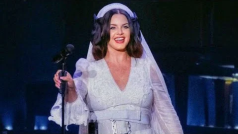 Lana Del Rey - A&W At Foro Sol Stadium In Mexico City (8/15)