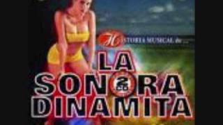 Video thumbnail of "la sonora dinamita-se me perdio la cadenita    (carmen )"