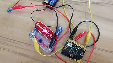 Microbit and snap circuits