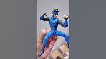 Quick look at Jada Toys Invincible figures by @UnparalleledUniverse #invincible #jada