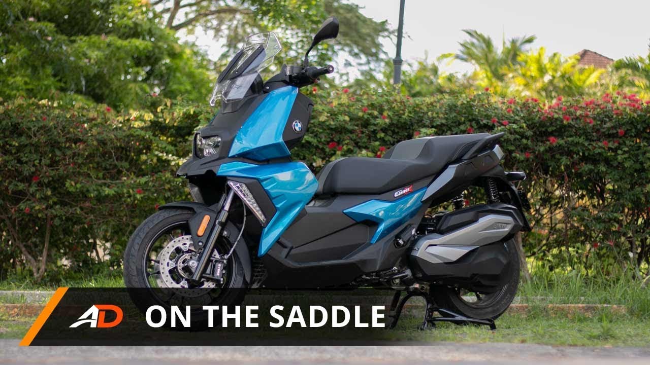 18 Bmw C400x Review On The Saddle Youtube