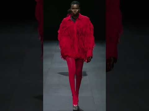 Коллекция Valentino Ready-To-Wear Весна-Лето 2023