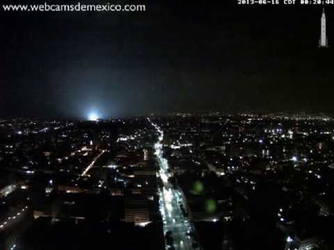 Sismo Ciudad de México 16 de junio 2013 Torre Latinoamericana (Vista SUR)