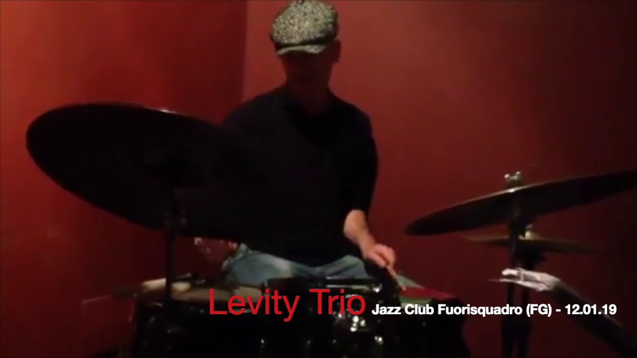 LEVITY TRIO Live