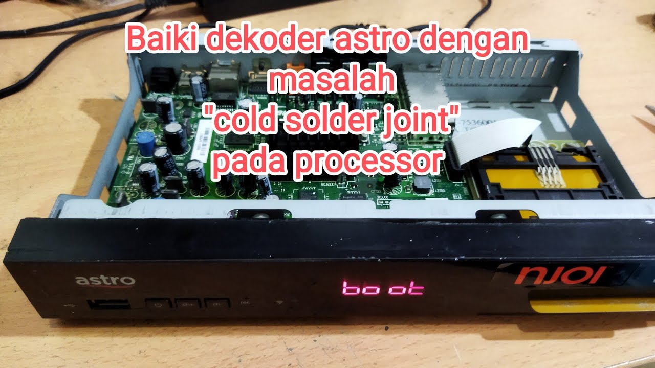 Baiki dekoder astro dengan masalah 'cold solder joint' - YouTube