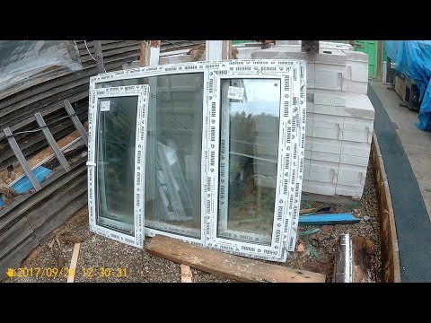 Ставим пластиковые окна в брусовой деревенский дом.