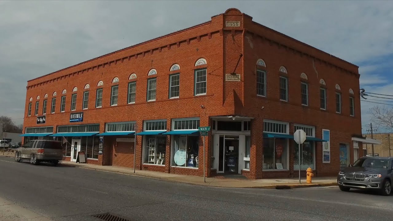 Travels With Charlie The Ugly Pie, Chesapeake East and Riverwalk Cafe YouTube