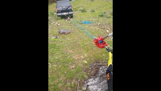 Hand Winching a 4WD Ute  Wyeth Scott More Power Puller versus Standard Come A Long