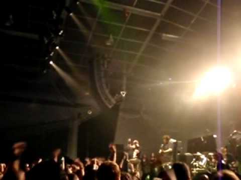 Hatebreed "Destroy Everything" live Sydney Luna Pa...