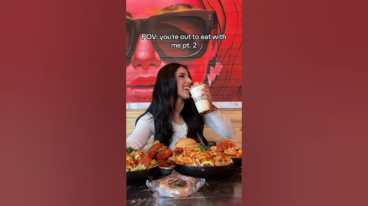 @hhchotchicken Wyd if she does this on a 1st date? #food #shorts #eating