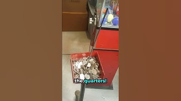 This Abandoned Vending Machine Was FULL OF MONEY?!