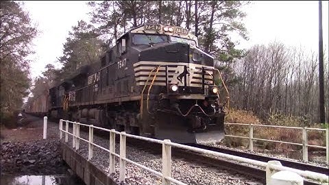 NS 7547 over the bridge in Sylvania, GA