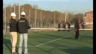 Construcción de pista de tenis con cesped artificial en Yuncos Construcción de pista de tenis con cesped artificial en Yuncos