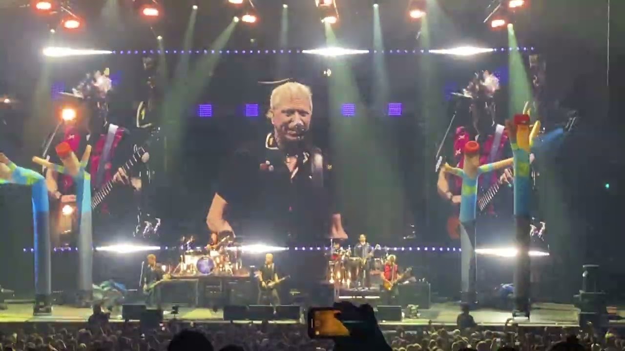 The Offspring - Pretty Fly (For a White Guy) | LIVE in Toronto