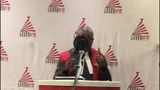Moruti Thabiso Ntlatseng - O ntloheletseng ?