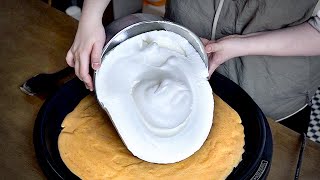 Making meringue with ostrich eggs 25 times larger than eggs