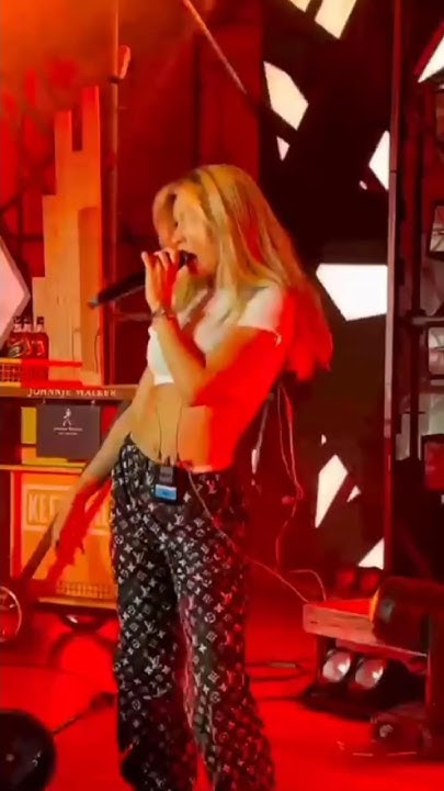 #люся Чеботина #dance - YouTube