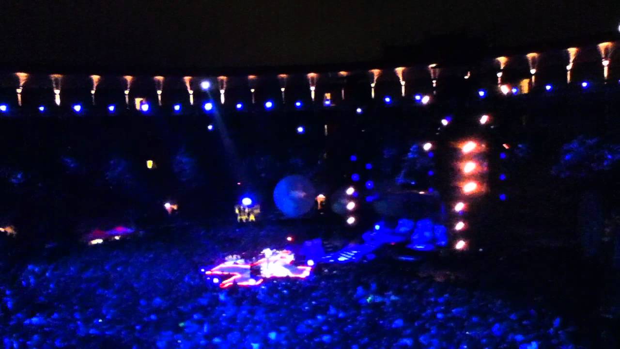 Download Coldplay: Oe oe oe oe. Amex Unstaged Concert. Madrid (26.10.11)