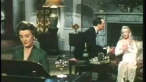 A Fishy Encounter! - Margaret Rutherford, Glynis J...