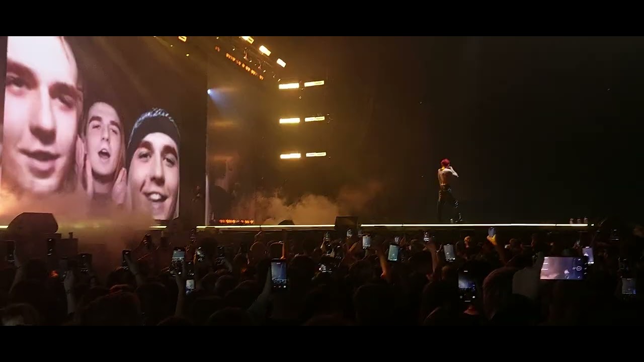 MATA @ MATA2040 TOUR (KATOWICE 2025) * Schodki *