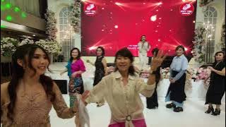 Special Perform by Mrs. ROOSY KWA, Gathering Night Happy Time Group