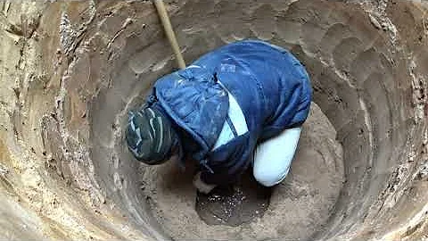 копая колодец прошли подземную реку