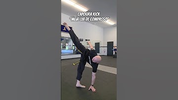 Capoeira Kick "Meia Lua De Compasso!"