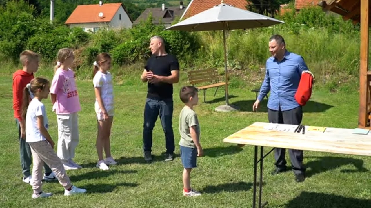 NEOBIČNI MADJIONIČAR  MLADEN IZ TESLIĆA