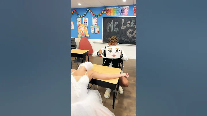 DRINKING BALLERINA CAPPUCCINA IN CLASS!