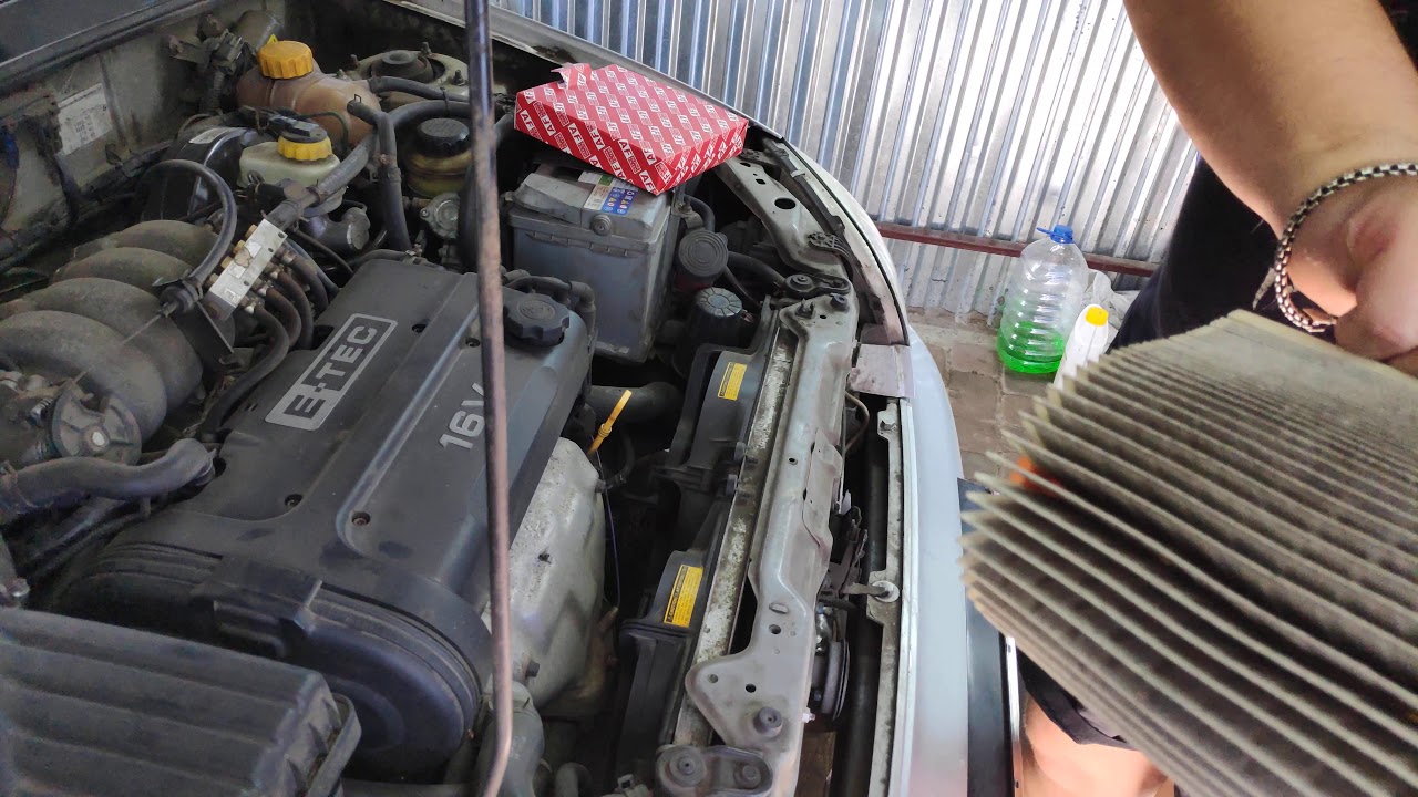 КАК ПОМЕНЯТЬ ВОЗДУШНЫЙ ФИЛЬТР ЛАНОС СЕНС АВЕО НЕКСИЯ - YouTube