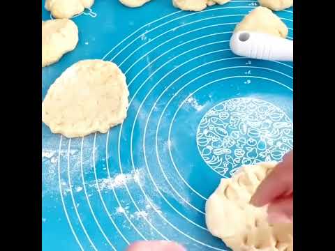 Мммм.. это очень вкусно и быстро🤗🤗Мини пиццы на тесте из кефира..