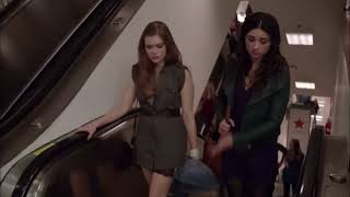 Teen Wolf 1x11 Allison Talk To Lydia At Macys Shop Allison Want Lydia To Take Stiles To Prom