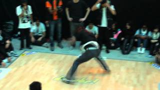 Judges Showcase international Doyobe 2011 AUSTRIA (Salzburg) bboys : Phil  , Hakan  , Yoriyas