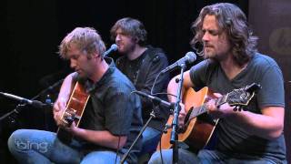 Video voorbeeld van "Minus The Bear - Summer Angel (Bing Lounge)"