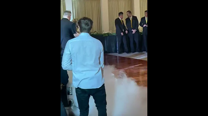 Italian wedding slow dance