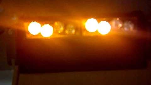 8 led dash light. Multi pattern. 2x2 + 2x2 format