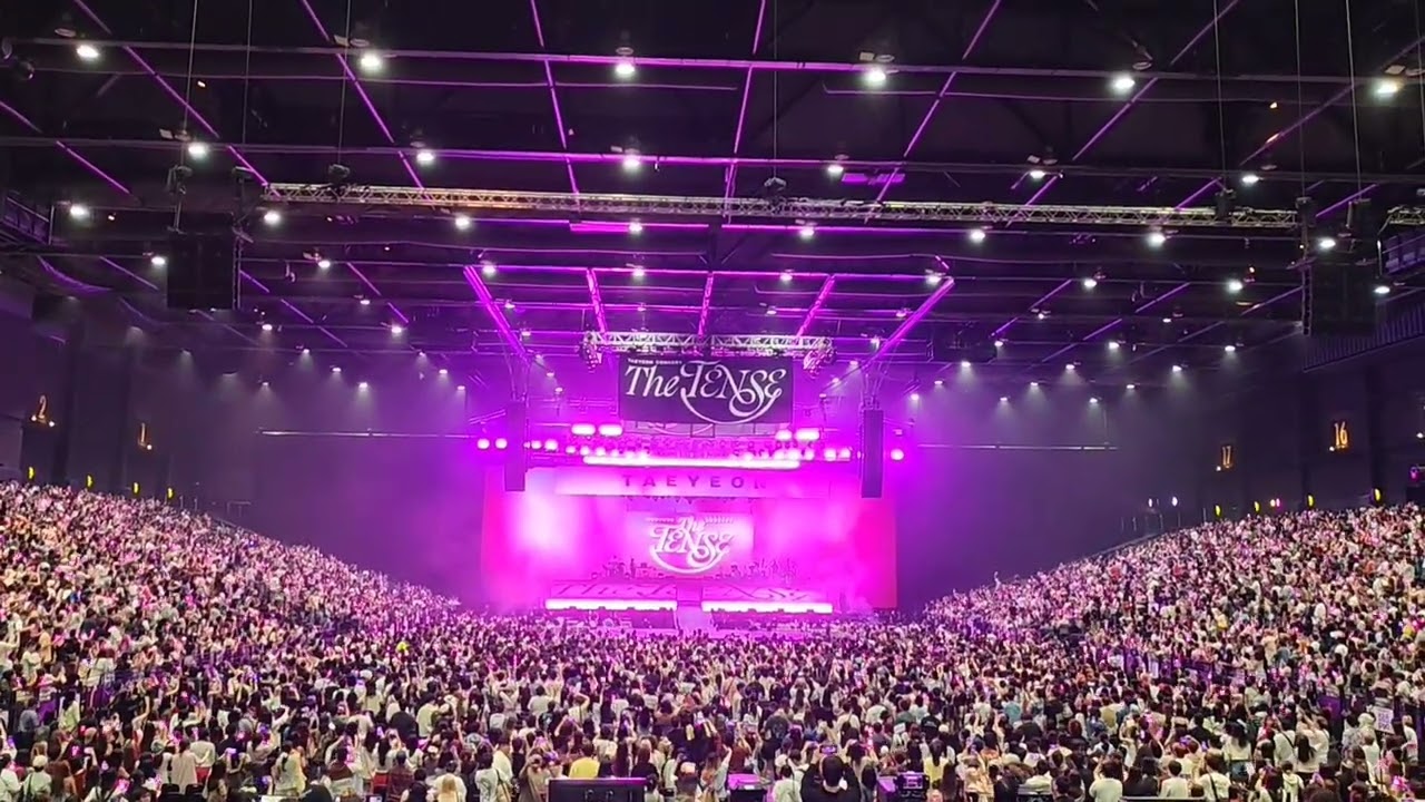 After Taeyeon's The Tense Hong Kong concert in 2025, SONEs sang 