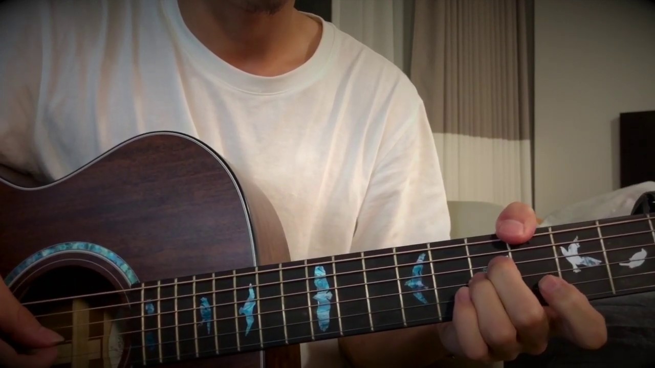 咬之歌 伴奏版 cover 尧十三 - YouTube