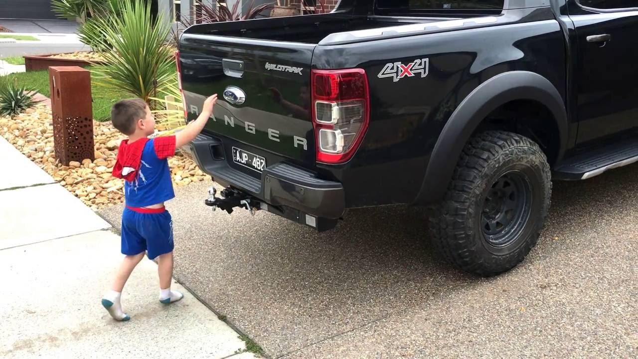 GRUNT 4X4 TAILGATE EASY UP AND DOWN STRUT KIT