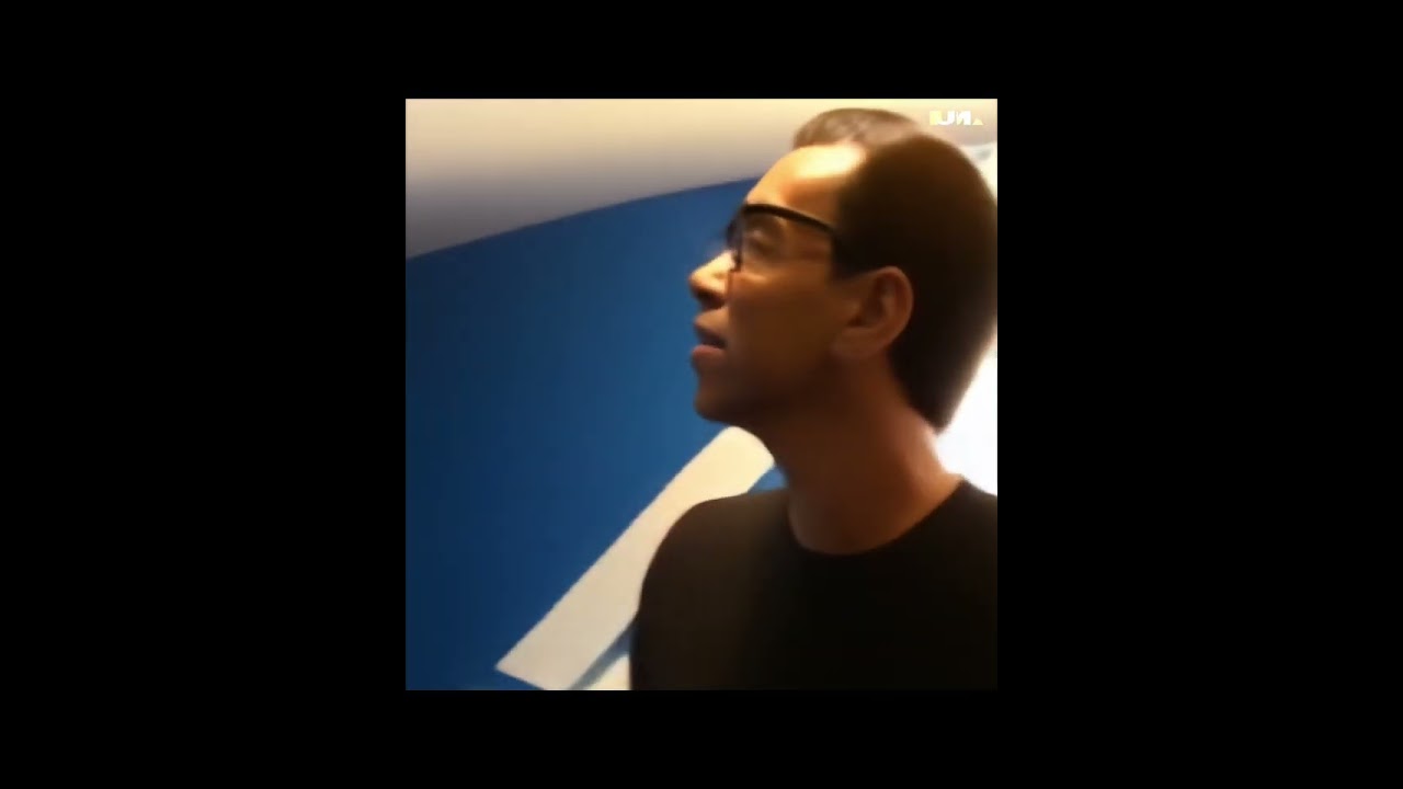 AI time traveler meme