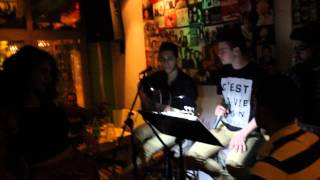 Σολο τουμπερλεκι + Χαμενο κορμι LIVE "3 γειτονιες" στο ρακομελαδικο Μελι