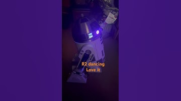 R2 dancing #fanhome #r2d2 #starwars