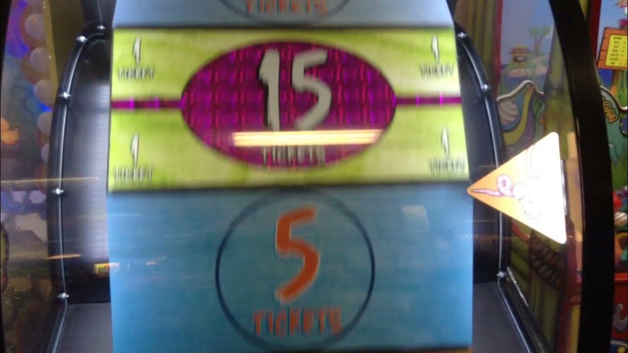 Big Bass Wheel at Chuck E. Cheese’s (7/30/2016) YouTube