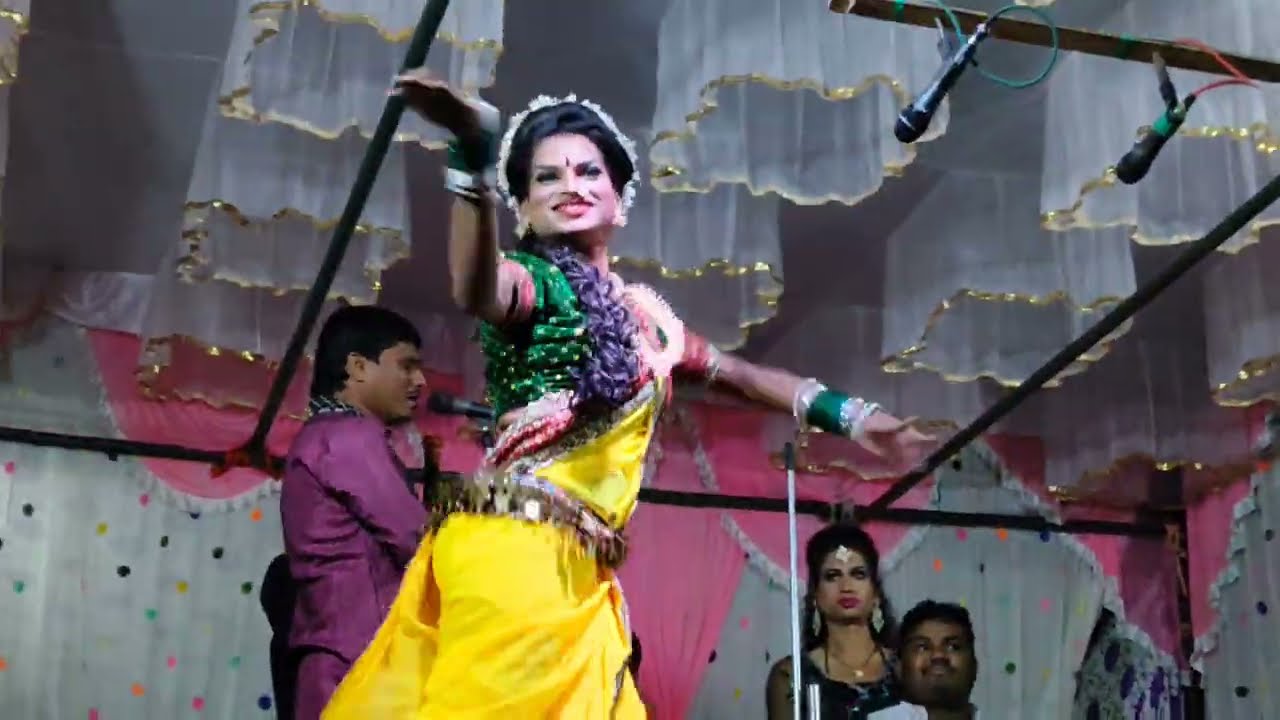 नक्कलकार प्रभाकर भाऊ आणि निशान दादा जबरदस्त प्लॅटिंग 2 // दही आणि दुध घेऊन बाजाराला जा गं राधा#viral