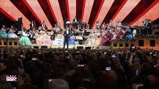 Tv Tera Bitola So Makedonsko Devojce Ja Voodusevija Publikata 24 11