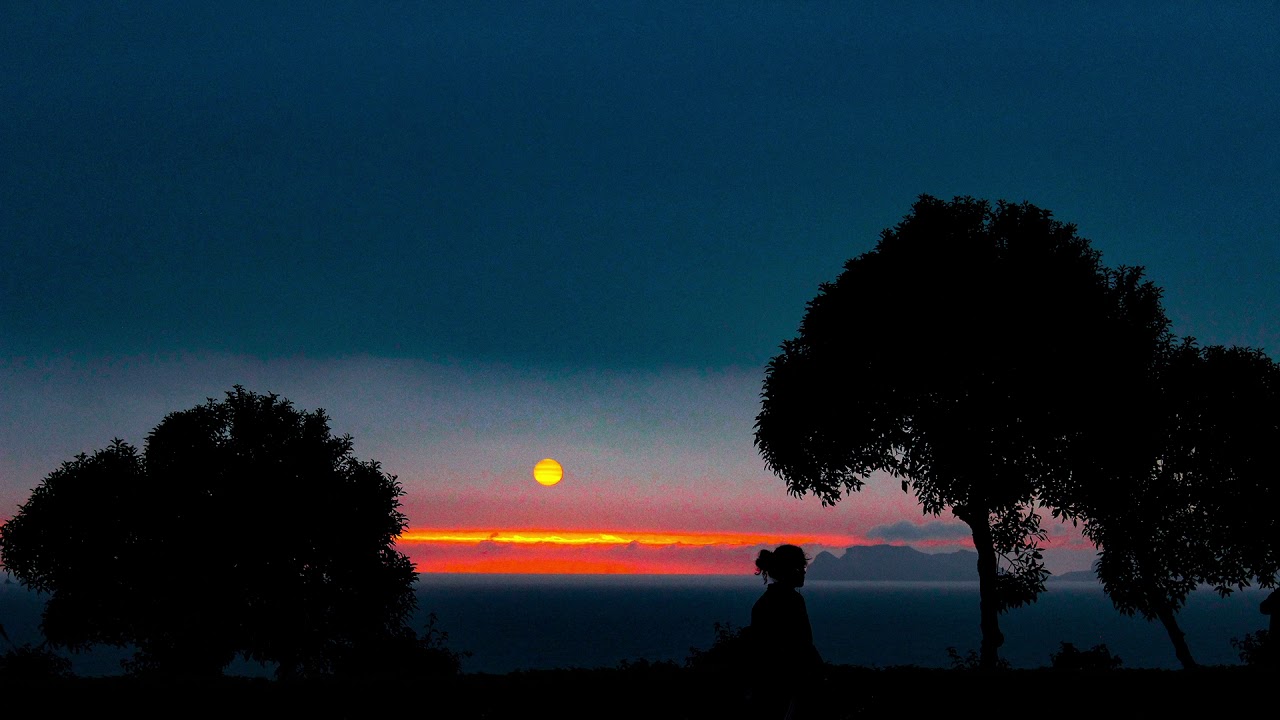 ⁣Last Chariot - A Moment Suspended In Time