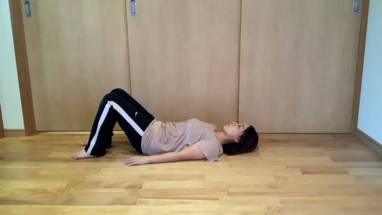 産後3ヶ月以降 6 お尻上げ 動きを伴う運動 Youtube 産後3ヶ月以降 6 お尻上げ 動きを伴う運動 Youtube